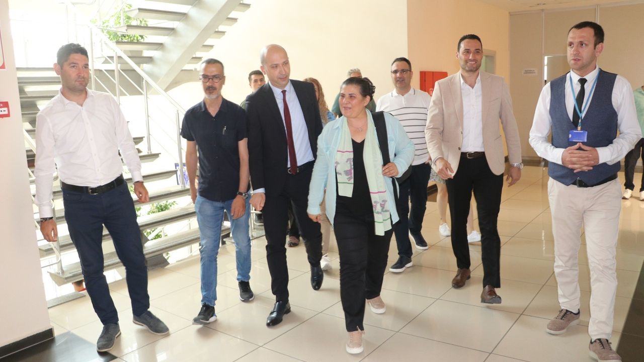 Başkan Çerçioğlu Söke Belediyesi'ni ziyaret etti 