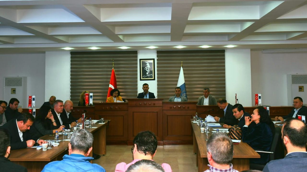 Kuşadası Belediye Meclisi 2024 yılının ilk toplantısını yaptı