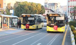 Büyükşehir, şehitler için araçlara siyah kurdele ve Türk bayrağı