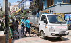 Efeler'in dar sokaklarına çöp taksi çözümü