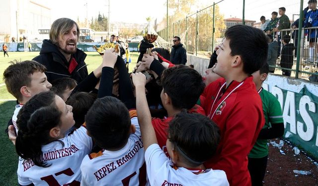 Kuşadası 4 bin 500 sporcuyu ağırladı