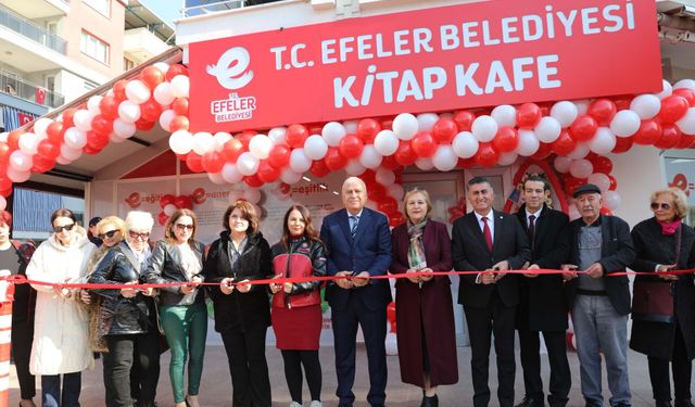 15'inci Kitap Kafe hizmete sunuldu