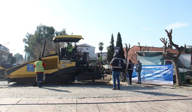Sanayi Caddesi asfaltlanıyor