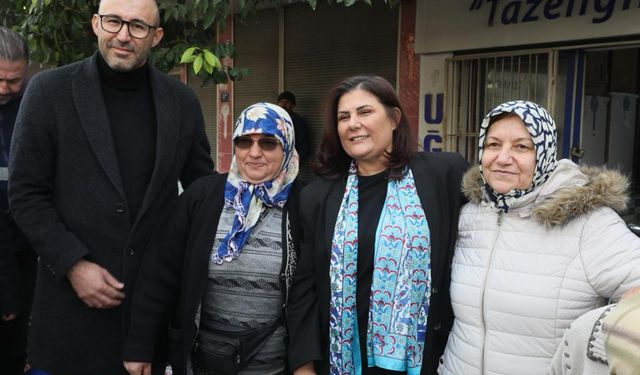 Başkan Çerçioğlu Germencik Pazarı’nda vatandaşlarla bir araya geldi