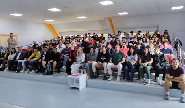 Aydın Gençlik ve Spor İl Müdürlüğü’nden Erasmus+ ve Avrupa Dayanışma Programı konferansı