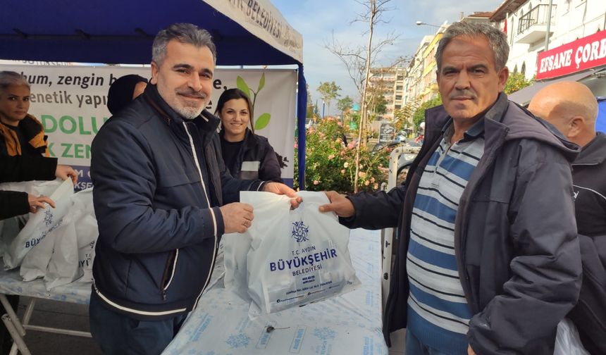 Nazilli’de 60 bin fide dağıtıldı